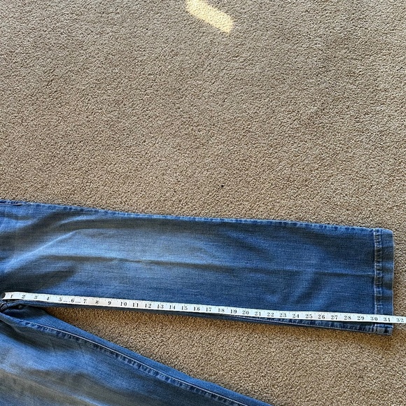 Eddie Bauer Curvy Fit Trouser Jeans – Women’s Size 4 - Picture 8 of 9